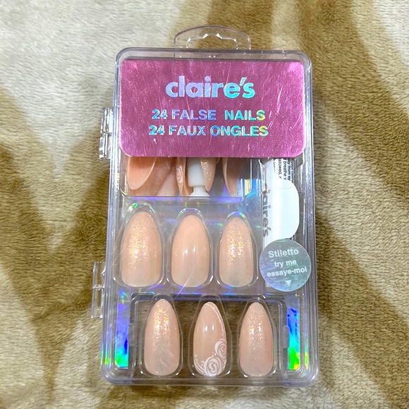 Fake nails by Claire’s